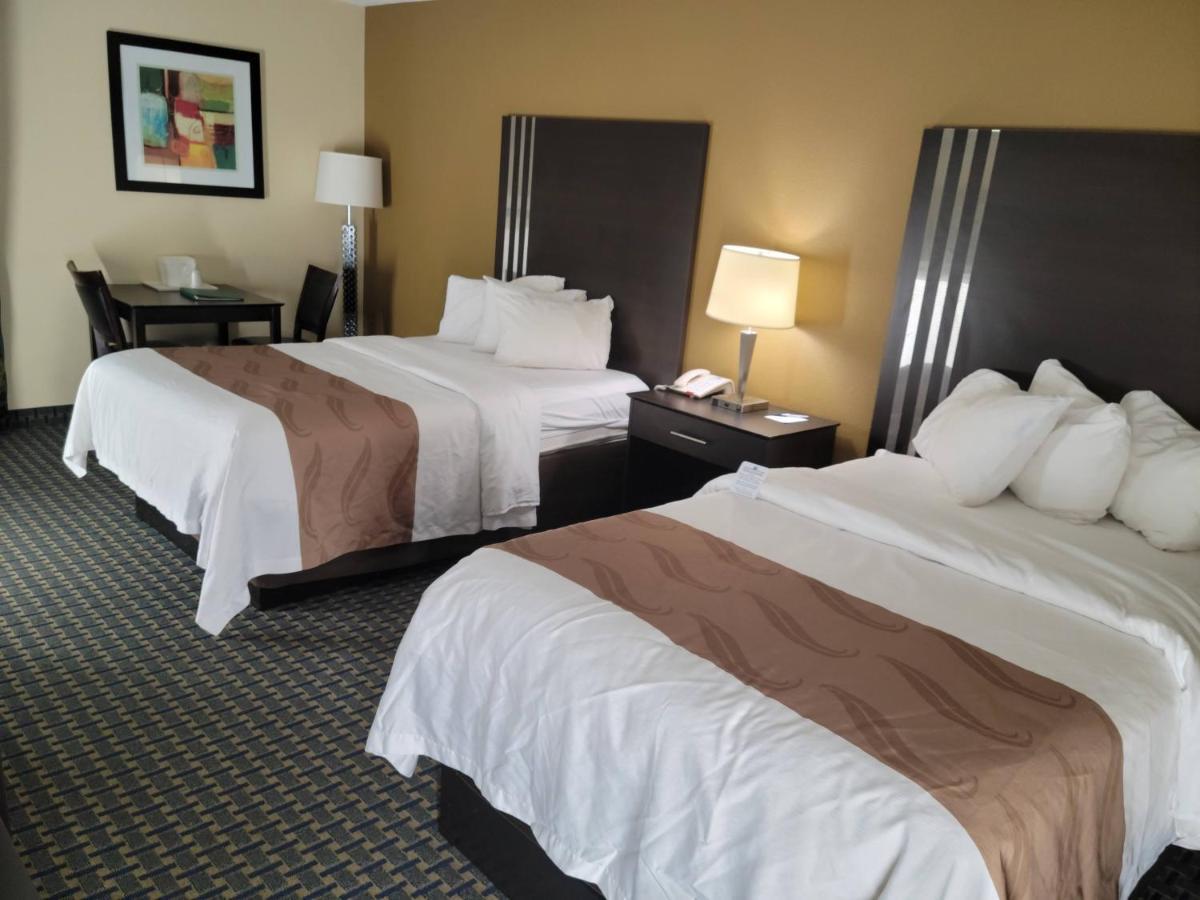 Quality Inn Terre Haute University Area Exterior foto