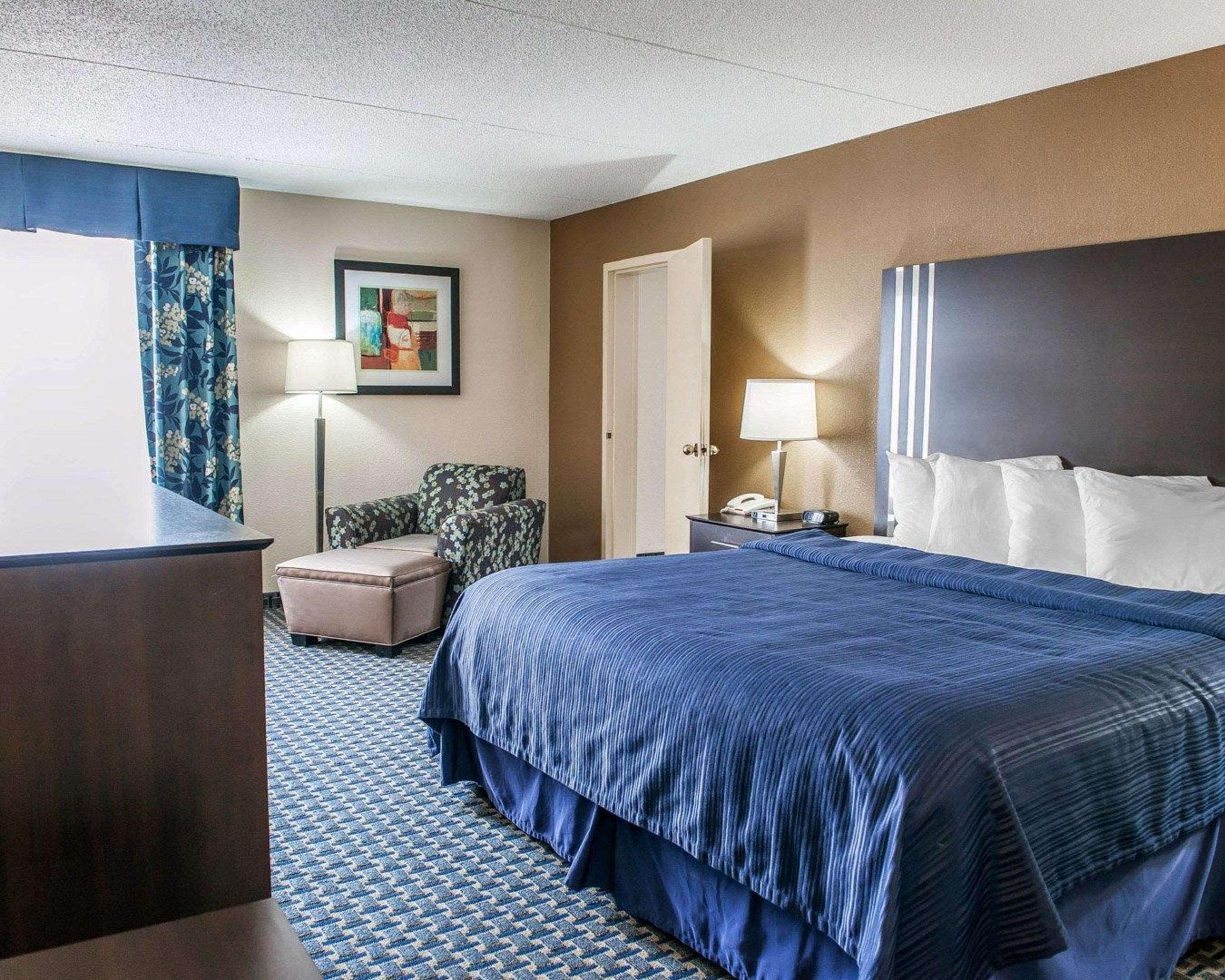 Quality Inn Terre Haute University Area Exterior foto